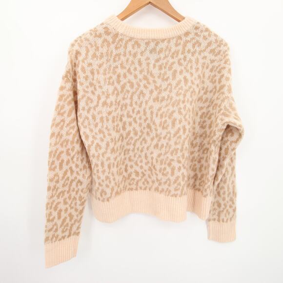 Jessica Simpson Sweater Beige Leopard Print Animal Pattern Pullover Crewneck XS - Picture 8 of 8